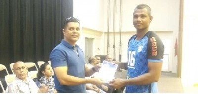 އިންޓަރ އޮފީސް، ކޮމްޕެނީ ވޮލީބޯޅަ މުބާރާތުގެ ފިރިހެންބައިގެ އެއްވަނަ ފުލުހުންނަށް