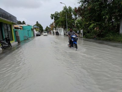 ހިތަދުއަށް ނަގޫރޯޅިއެއް އަރައި، ބައެއް ގެތަކުގައި މީހުންނަށް ނޫޅެވޭވަރުގެ ގެއްލުންތަކެއް!