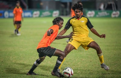 ސައްތައިން ސައްތަ ރެކޯޑަކާ އެކު އީގަލްސް ފައިނަލަށް