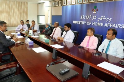 ގަތަރާ ގުޅުން ކަނޑާލި ނަމަވެސް އުރީދޫއާ އޮތް ވިޔަފާރި ގުޅުން ދެމިއޮންނާނެ: އަޒްލީން