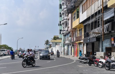 ފޮޓޯ އާންމުވެއްޖެ، އެކަމަކު ޑްރައިވަރު ހައްޔަރެއް ނުކުރޭ