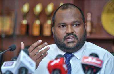 ނިއުގެ ސަސްޕެންޝަން އުވާލައި ވޯޓާ ކުރިމަތިލާން އެފްއޭއެމުގައި އަލީ ވަހީދު އެދިވަޑައިގެންފި