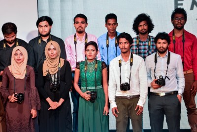 1000 ފޮޓޯގްރާފަރުން ތަމްރީން ކުރުމުގެ ޕްރޮގްރާމުގައި ބައިވެރިވުމުގެ ފުރުސަތު ހުޅުވާލައިފި