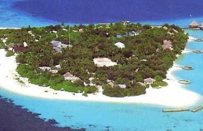 ފީނަން ގޮސް ހާލުދެރަވި ޓޫރިސްޓަކު މަރުވެއްޖެ
