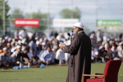 ރޯދައިގެ ހަގީގީ ފައިދާ ކުރާނީ ހެޔޮ އަމަލުތައް ކުރުން މަތީ ދެމި ތިބެގެން: އީދު ހުތުބާ