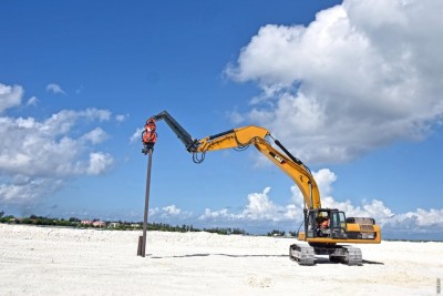 އެއާޕޯޓުގައި ހިއްކި ބިންތަކުގެ ޝީޓު ޕައިލް ޖަހަން ފަށަނީ