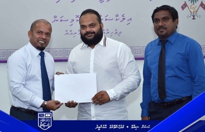 ވީބީ ހަސަންގެ ކެންޑިޑެސީ ގަބޫލުނުކުރި މައްސަލަ މަޑުޖެއްސުމަށް ސުޕްރީމް ކޯޓުން އަމުރުކޮށްފި