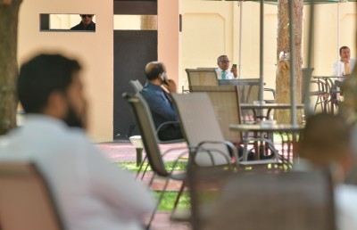 މަޖިލިހުގެ ދެ ފާރެއް އުސްކޮށް، ގޯތިތެރެއަށް ބޮޑެތި ބަދަލުތަކެއް