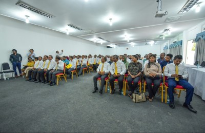 ކެންޑިޑޭޓުން ކެމްޕެއިން ކުރަން އެމްޑީޕީން ސުލޫކީ މިންގަނޑެއް ހަދައިފި