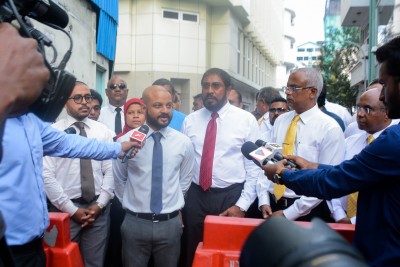 ފާރިސް މެންބަރުންނަށް ރިޝްވަތު ދިންކަމުގެ ހެއްކާއި ގަރީނާ ލިބިއްޖެ: ފުލުހުން