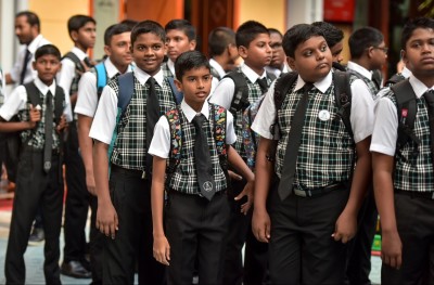 ސަރުކާރުގެ އެއްވެސް އެހީއެއް ނުލިބޭ ދަރިވަރުން!
