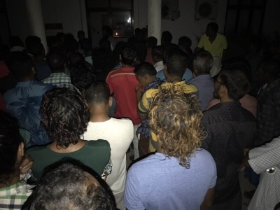 ކަރަންޓު ނެތުމުން އަލިފުށީ މީހުން ނިދަނީ މަގުމަތީގައި: ކައުންސިލް