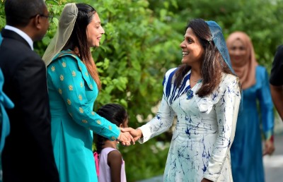 ގައުމު މިވަނީ ރިވެތި އަހުލާގަށް ބޭނުންވެފައި: ފަސްޓްލޭޑީ