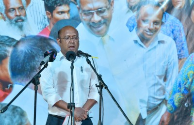 ތާއީދު ކުރަނީ އެމްޑީޕީއަށް: އާދަމް މަނިކު