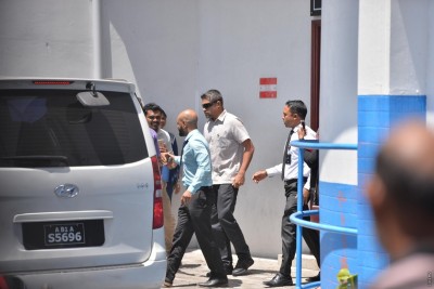 ފާރިސް ބަންދުގައި ހުރުމުން ޖަވާބުދާރީވާން އިތުރު ފުރުސަތެއް ދީފި