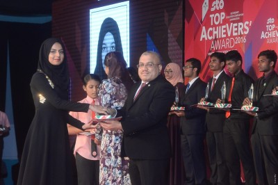 އޯލެވެލް ގަދަ 10ގައި ހިމެނުނު ދަރިވަރުންގެ އަދަދު އިތުރުވެ، ގައުމީ އާ ރެކޯޑެއް ގާއިމްކޮށްފި