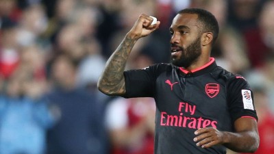 ލަކަޒެޓްގެ ފުރަތަމަ ފެނިލުމުން އާސެނަލަށް ގޯލެއް