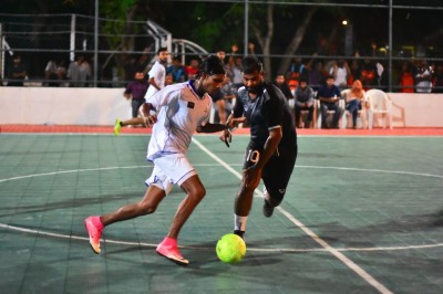 ސިފައިން ފުރަތަމަ މޮޅު ހޯދިއިރު، ފުލުހުންނަށް އިތުރު ބައްޔެއް