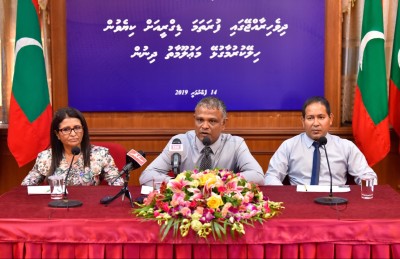 ހިލޭ ޑިގްރީ ކިޔަވައިދޭ ޕްރޮގްރާމުގައި ގިނަ ފަރާތްތަކެއް ބައިވެރިވެއްޖެ