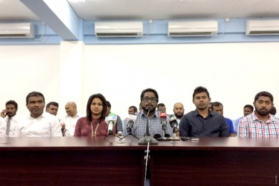 އެފްއޭއެމް އެކްސްކޯގެ ތިން މެމްބަރަކު މަގާމުން ވަކިކޮށްފި