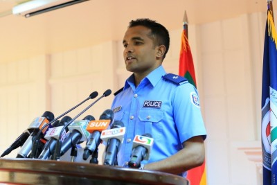 މާދަމާގެ އެއްވުން ޣައިރު ގާނޫނީ، އިދިކޮޅު ލީޑަރުން ޒިންމާ އުފުލަންޖެހޭނެ: ފުލުހުން