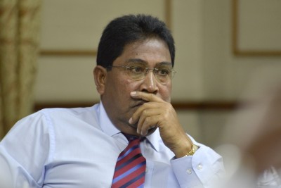 ޕާސްޕޯޓު ހިފެހެއްޓުމުން ގާސިމަށް ރާއްޖޭން ބޭރަށް ފުރޭގޮތެއް ނުވި