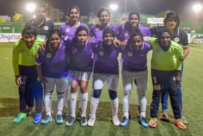 ސެމީފައިނަލުގައި ސިފައިން ޓީރެކްސް އާ ދެކޮޅަށް ނުކުންނައިރު އަވަ އެފްޓީ އެމްޕީއެލްއާ ދެކޮޅަށް