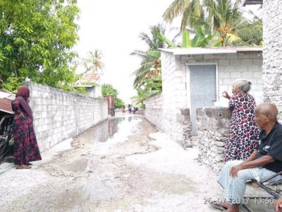 މަޑަވެއްޔަށް އުދަ އަރަނީ