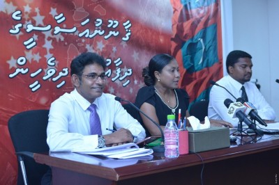 ސުޕްރީމް ކޯޓުގެ ހުކުމް މުރާޖާކޮށްދިނުމަށް އިދިކޮޅު އިއްތިހާދުގެ ވަކީލުން ގޮވާލައިފި