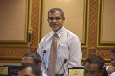 ހިތަދޫ މެދު ދާއިރާގެ މެމްބަރުގެ މައްޗަށް ކުރާ ދައުވާގެ ލިޔުންތައް ހަވާލުކޮށްފި
