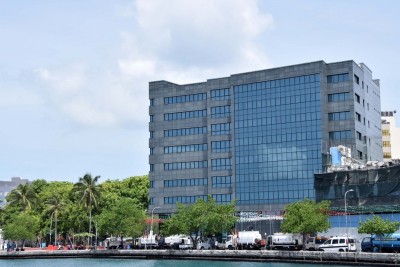 ސަރުކާރުގެ ޚަރަދުތައް ދެބައިކުޅަ އެއްބަޔަށް ދަށްވެއްޖެ