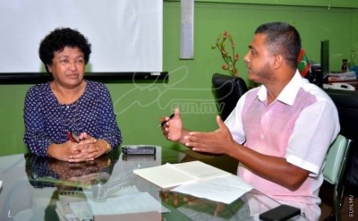 އެކްސްކްލޫސިވް އިންޓަވިއު- ރައީސް ނާސިރަކީ ހިތްހެޔޮ އޯގާތެރި ފިރިއެއް: ނަސީމާ މުހައްމަދު ކަލޭފާނު