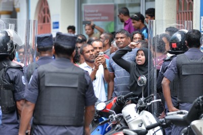 ހަމަނުޖެހުން ހިންގާ ފަރާތްތަކާމެދު ފިޔަވަޅު އަޅާނަން: ހޯމް މިނިސްޓްރީ
