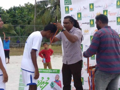 މިނިވަންދުވަސް ފާހަގަ ކުރަން ހަންޏާމީދޫގައި ބޭއްވި ފުޓްސަލް މުބާރާތުގެ އެއްވަނަ ކަނދޮޅު އެފްސީއަށް