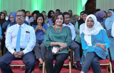 ގައުމު އިސްލާހު ކުރެވޭނީ ރައްޔިތުންގެ މަޖިލިސް ޒިންމާދާރުވެގެން: މައުމޫން