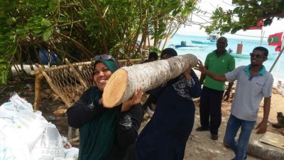 މިއީ ބޮޑު އުފަލެއް، އެއްބައިވަންތަ ގުޅުމުން މި ދައްކަނީ އެ ޒަމާން!