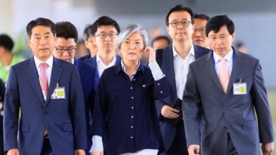 ދެކުނު ކޮރެއާއިން އުތުރު ކޮރެއާއާ އެކު ވާހަކަތަކަށް ތައްޔާރަށް އޮތްކަމަށް ހާމަކޮށްފި