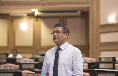 މަޖިލިސް ހޭލައިފި، ވަޒީރުންނަށް ސުވާލުތަކެއް!