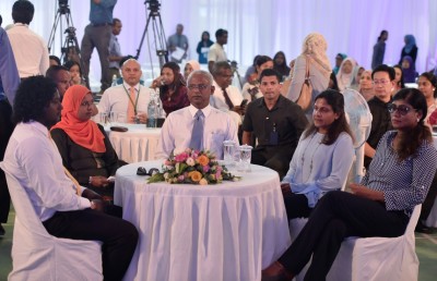 50-50 ހަމަހަމަކޮށް ވިސްނުން