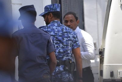 ގޮނޑި ގެއްލުވާލަން އުޅެނީ ދޮގު ހަދައި، އޮޅުވާލުމެއްގެ ތެރެއިން: ސައުދު