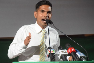 އީސީން ހުށަހެޅި އަބުރުގެ މައްސަލައަކާ ގުޅިގެން ޝިފާޒް ފުލުހަށް ހާޒިރުކޮށްފި