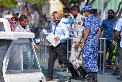 ޕީޕީއެމްގެ ނަމުގައި ފާރިސް ނިއުސް ކޮންފަރެންސް ދެއްވީ ޕާޓީގެ ރައީސްގެ ހުއްދައާ އެކު: ވަކީލު