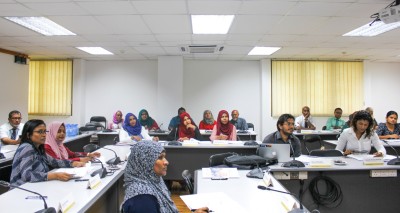 ސީއެމްޑީއޭއާ ވުމެން އޮން ބޯޑްސް ގުޅިގެން ޑައިރެކްޓާސް ޓްރެއިނިންގ ޕްރޮގްރާމެއް ހިންގަނީ