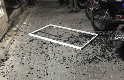 ގެއެއްގެ ތިން ވަނަ ބުރިން ބިއްލޫރި ކުޑަދޮރެއް ވެއްޓިއްޖެ