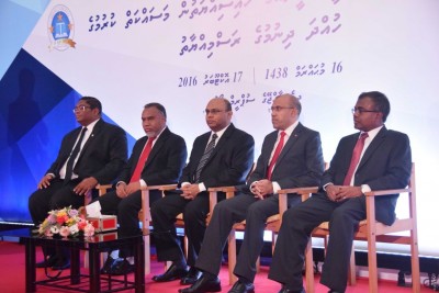 ސުޕްރީމް ކޯޓުގެ ހުކުމް ދެ ކޮޅުން މާނަކުރަނީ ދެ ގޮތަށް!