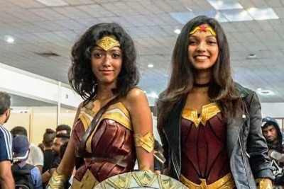 "ވޮންޑަ ވުމަން"ގެ ހެދުން އެޅުމުން މަލާމާތް ރައްދުވި ދެ އަންހެނެއްގެ ދިފާއުގައި ގަލް ގަޑޯ!