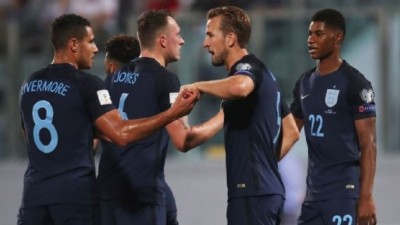 އުނދަގޫތަކަކަށް ފަހު އިންގްލޭންޑަށް ފަސޭހަ މޮޅެއް