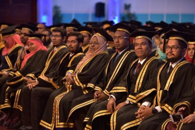 ގައުމީ ޔުނިވާސިޓީން ދަސްވެނިވި 671 ދަރިވަރުންގެ 72 ޕަސެންޓަކީ އަންހެނުން!