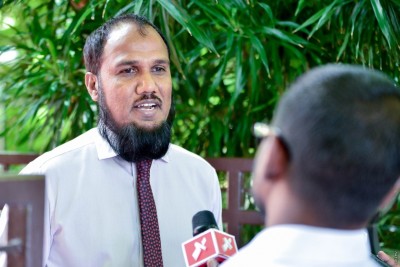 ރައީސް ޔާމީން ގެންނަވާ ތަރައްގީގައި އަޖައިބުކުރުވަނިވި އެތައްކަމެއް ފެނިގެންދޭ: މައުރޫފް