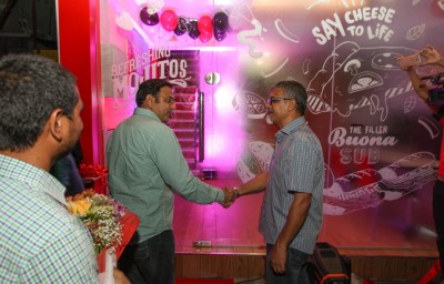 ޕިއްޒާ ބޯނާގެ އައު އައުޓްލެޓް ހުޅުވައިފި